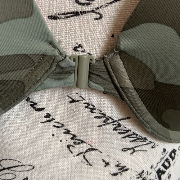 Pink cami bra - Picture 4 of 6